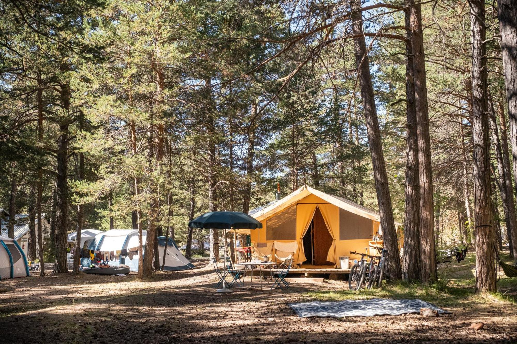Huttopia La Clarée Val-des-Prés Esterno foto