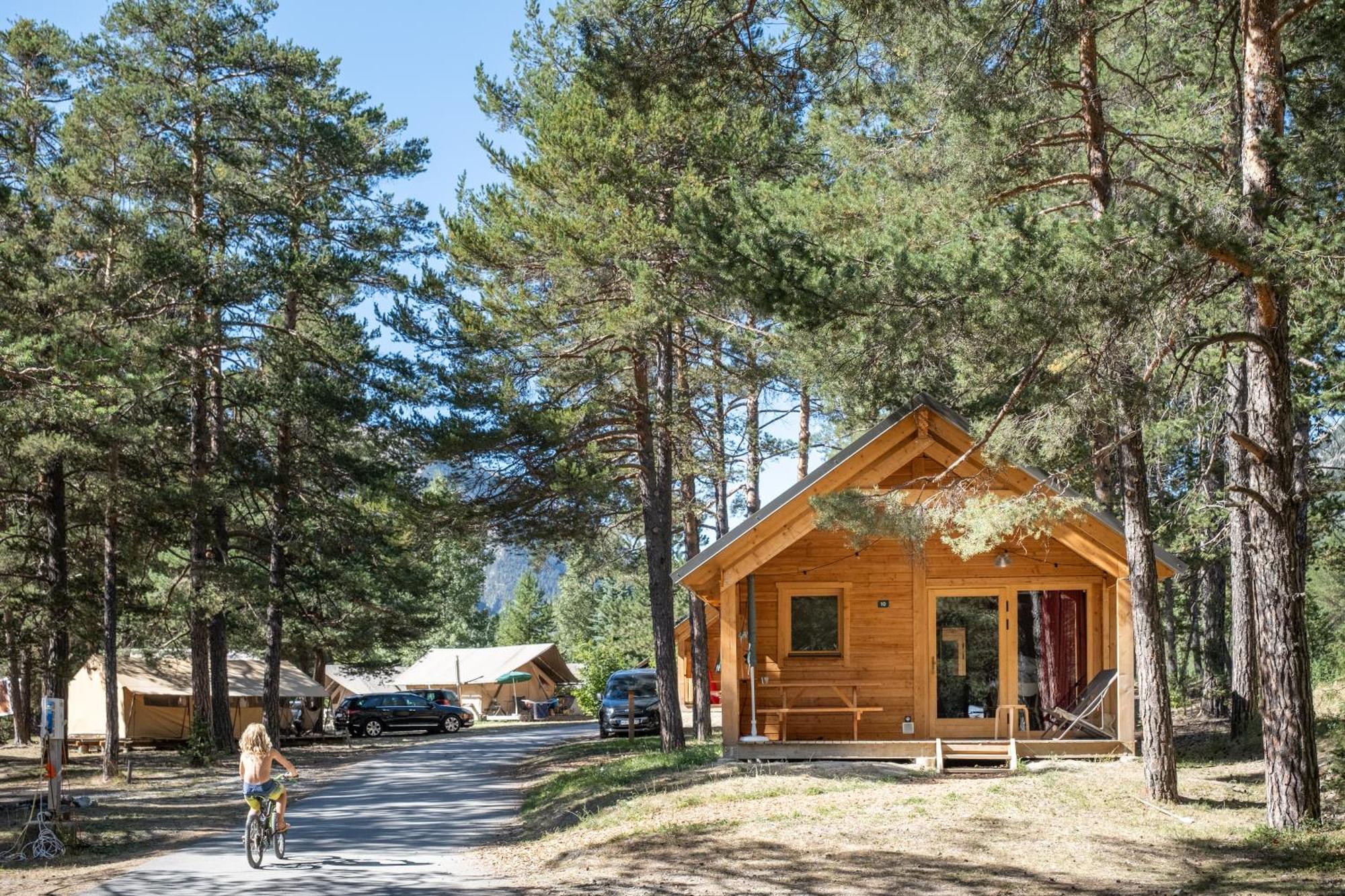 Huttopia La Clarée Val-des-Prés Esterno foto
